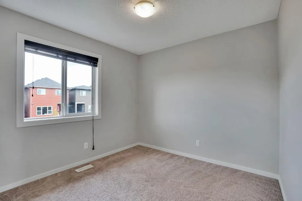 531 Evansborough Way NW Calgary AB T3P 0M8