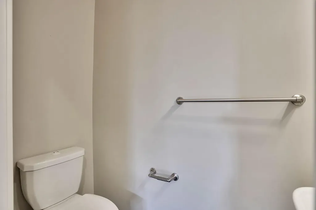 531 Evansborough Way NW Calgary AB T3P 0M8