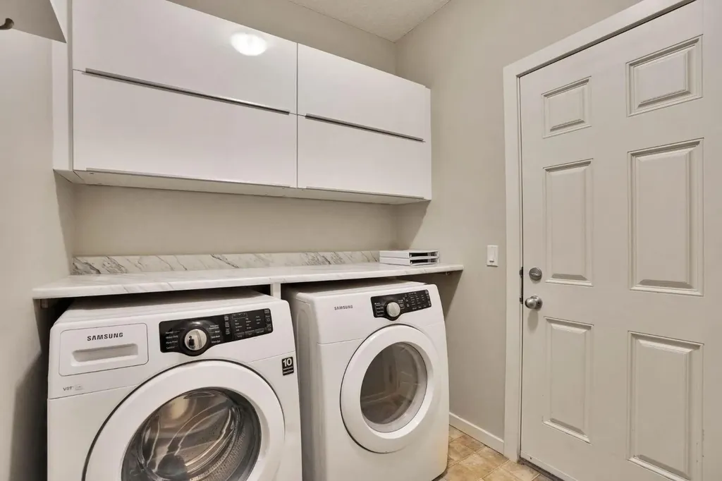 531 Evansborough Way NW Calgary AB T3P 0M8