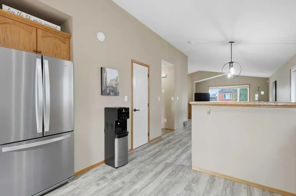 300 Lancaster Drive Red Deer AB T4R 3R7