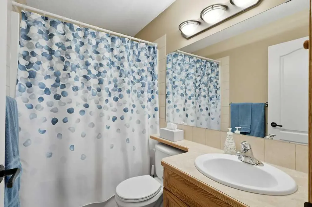 300 Lancaster Drive Red Deer AB T4R 3R7