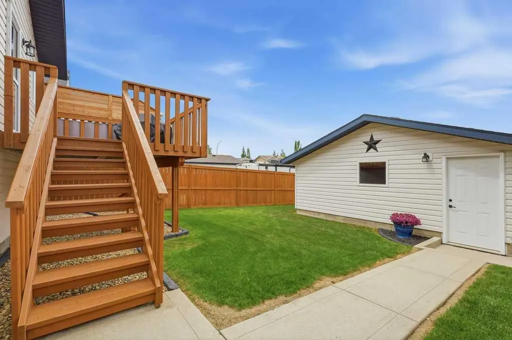 300 Lancaster Drive Red Deer AB T4R 3R7