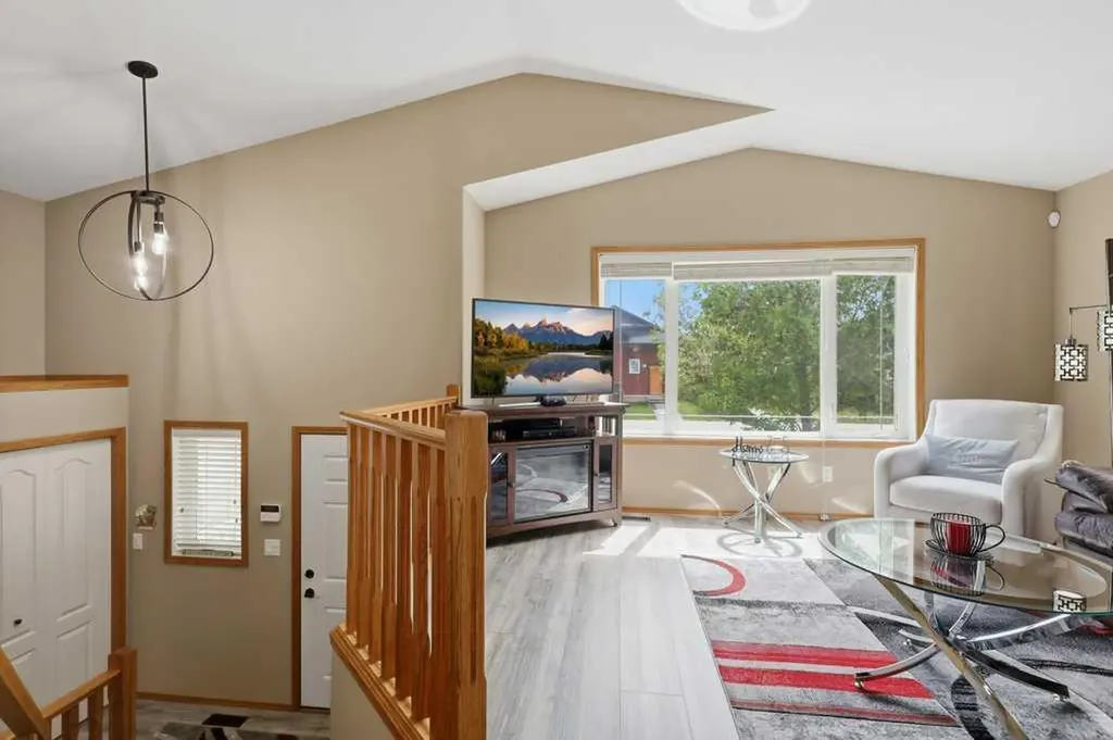 300 Lancaster Drive Red Deer AB T4R 3R7
