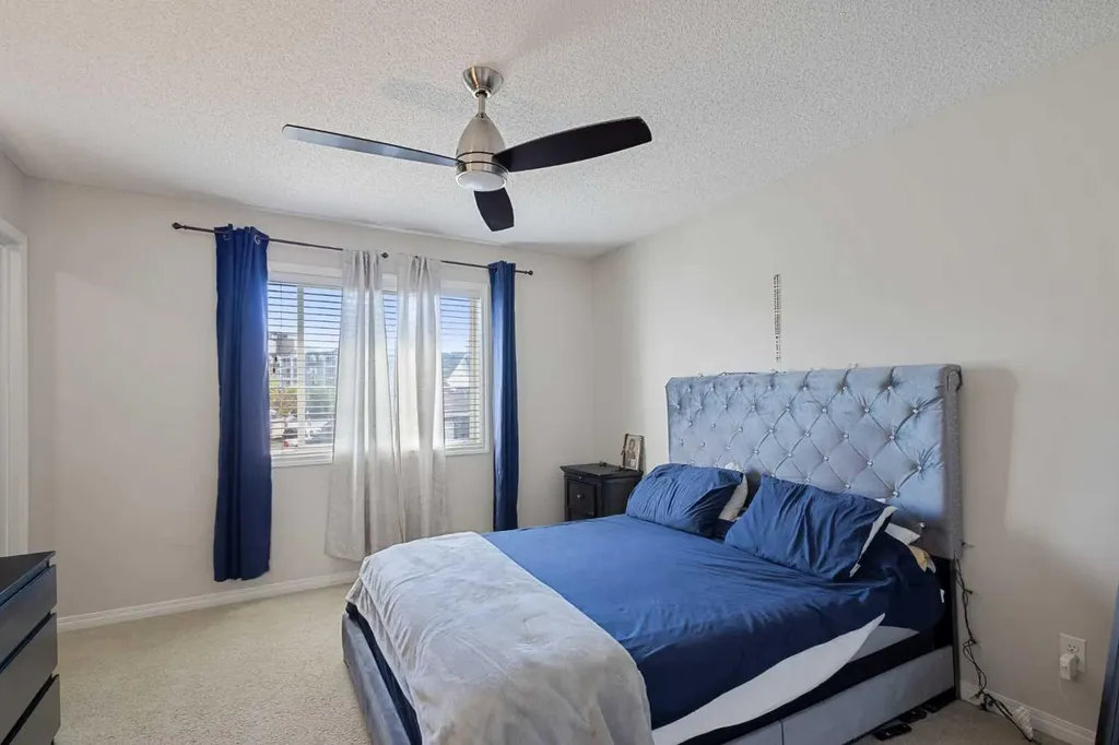 69 Auburn Crest Lane SE Calgary AB T3M 0Z1