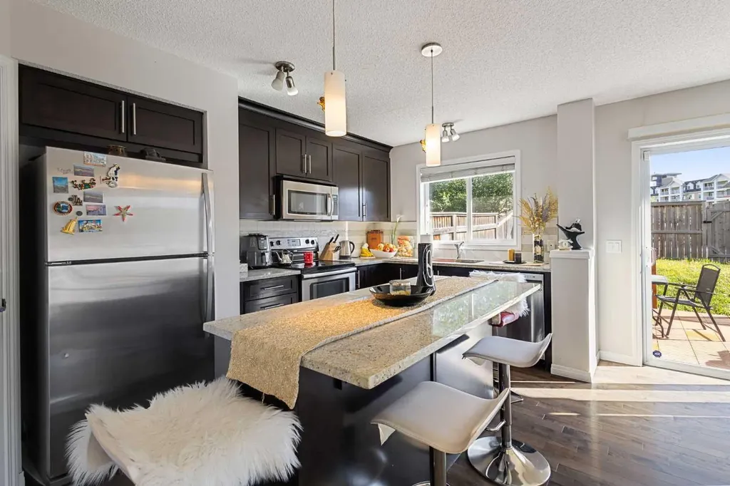 69 Auburn Crest Lane SE Calgary AB T3M 0Z1