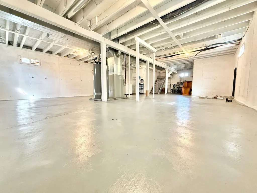 66 2 Avenue E Tilley AB T0J 3K0