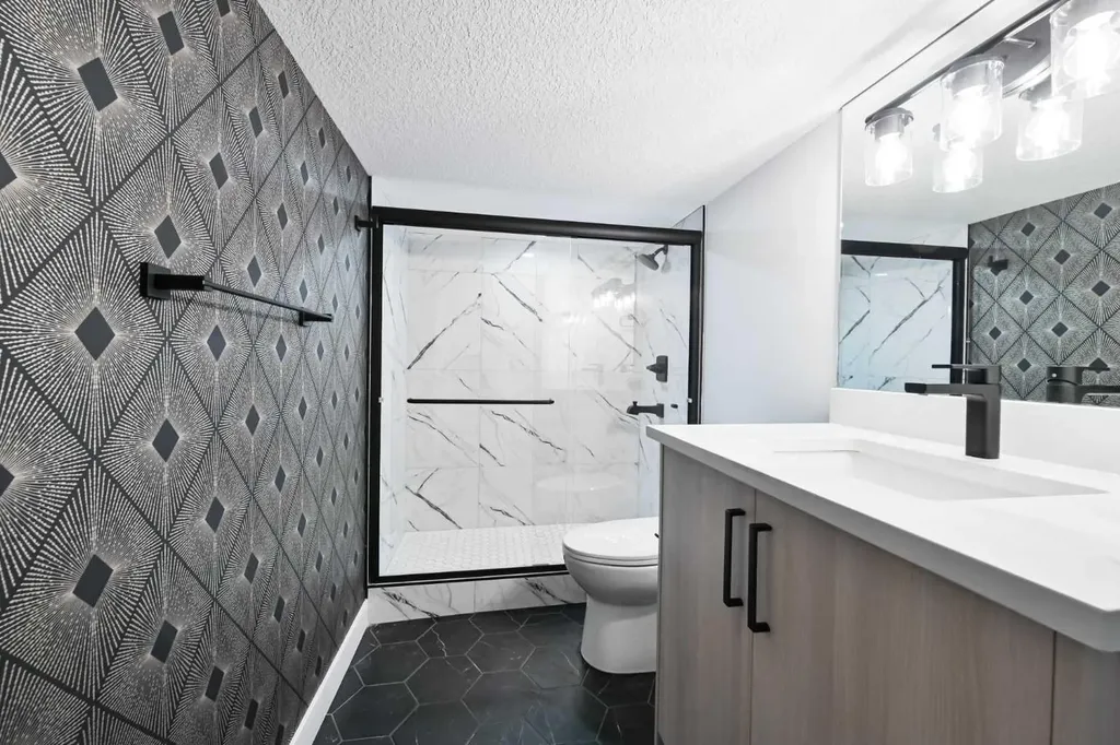 4940 45 Street SW Calgary AB T3E 3W4
