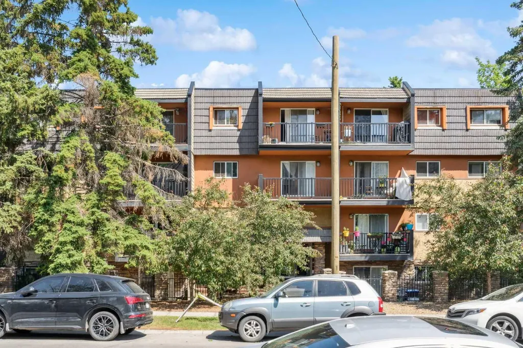 1530 16 Avenue SW Calgary AB T3C 0Z8