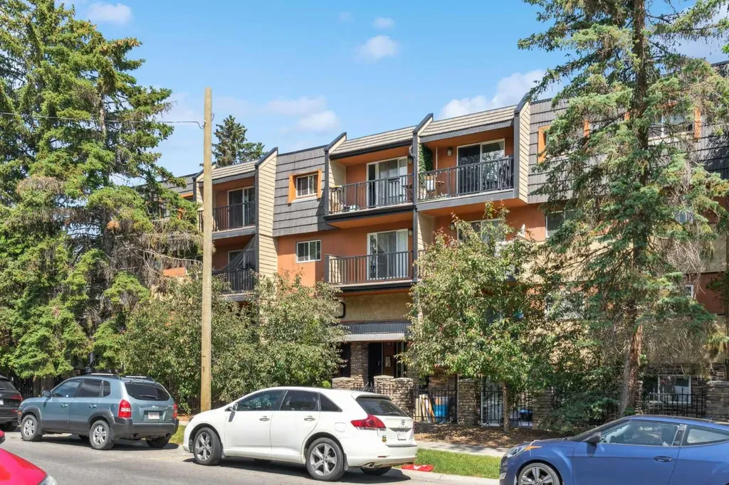 1530 16 Avenue SW Calgary AB T3C 0Z8
