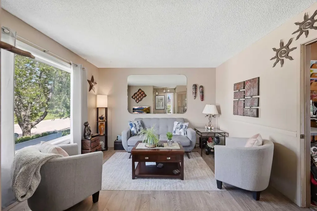 45 Taradale Close NE Calgary AB T3J 3E5