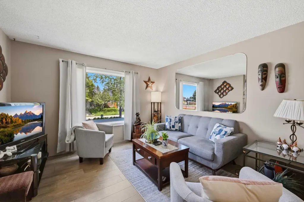 45 Taradale Close NE Calgary AB T3J 3E5