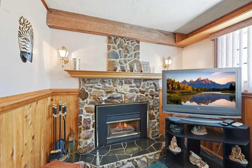 45 Taradale Close NE Calgary AB T3J 3E5