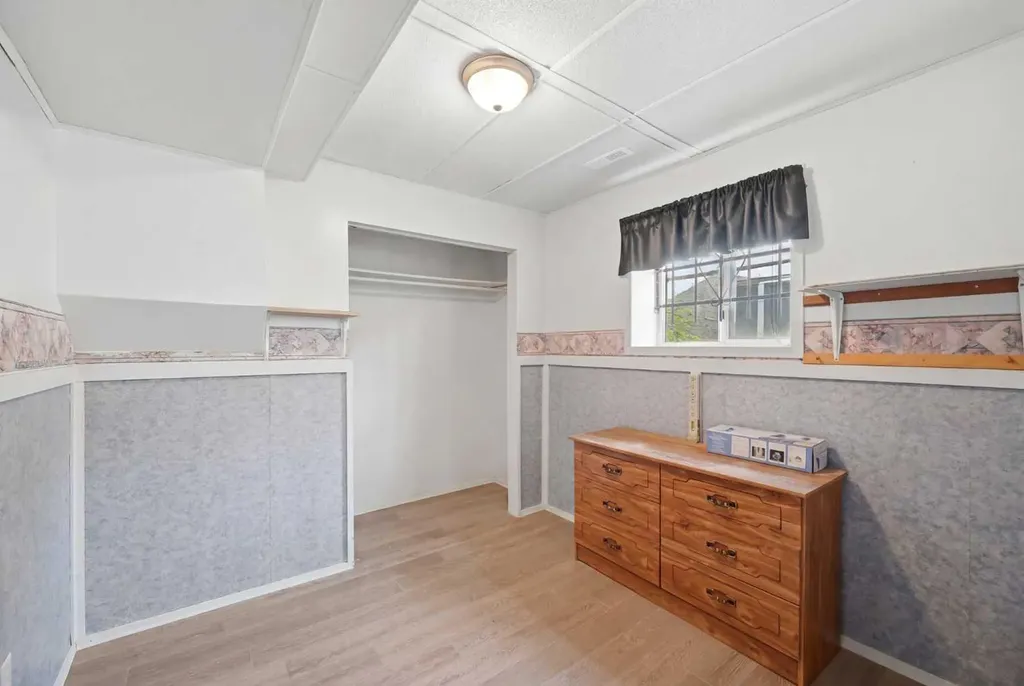 45 Taradale Close NE Calgary AB T3J 3E5
