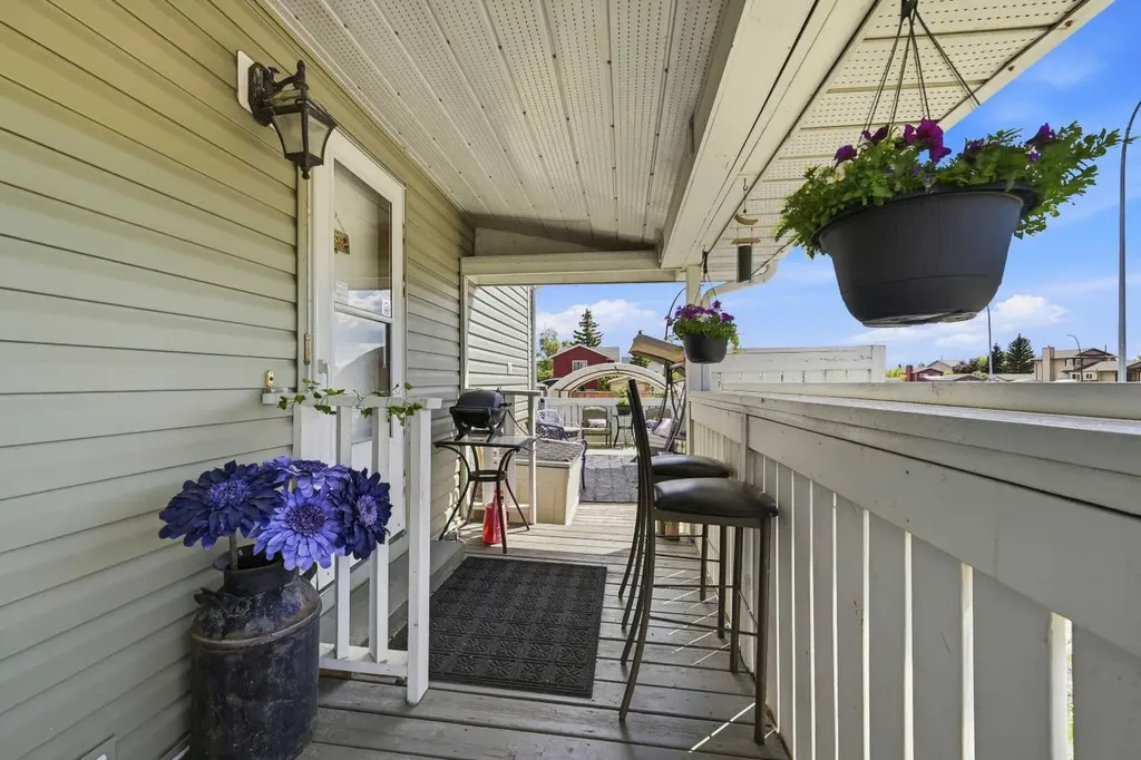 45 Taradale Close NE Calgary AB T3J 3E5