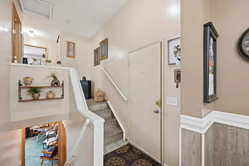 45 Taradale Close NE Calgary AB T3J 3E5