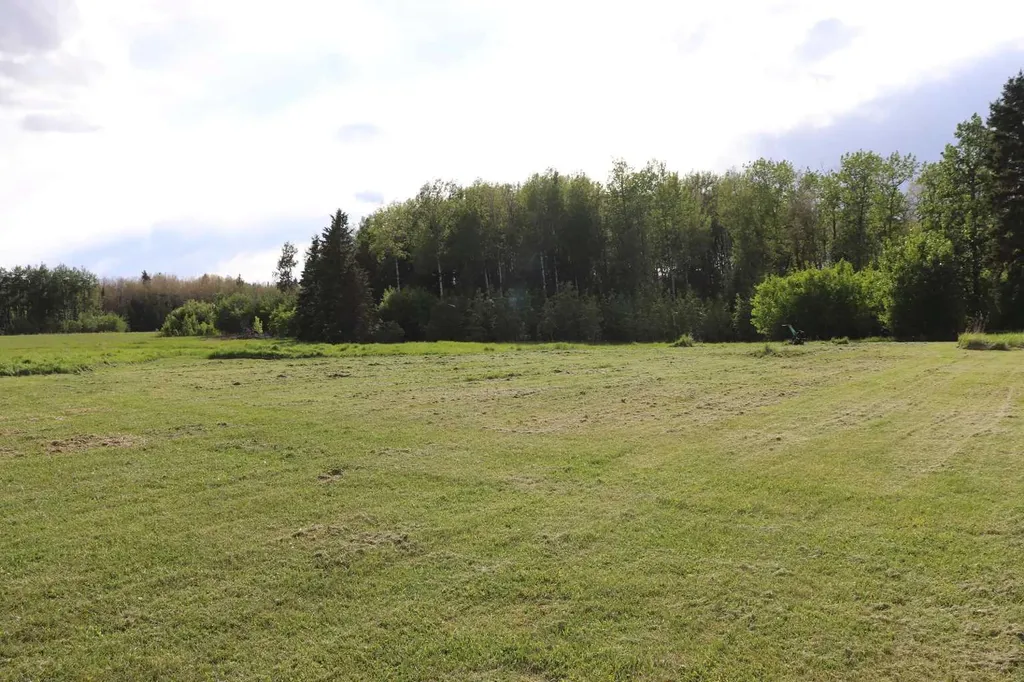 11117 Township Road 534 Rural Yellowhead County AB T7E 5A6