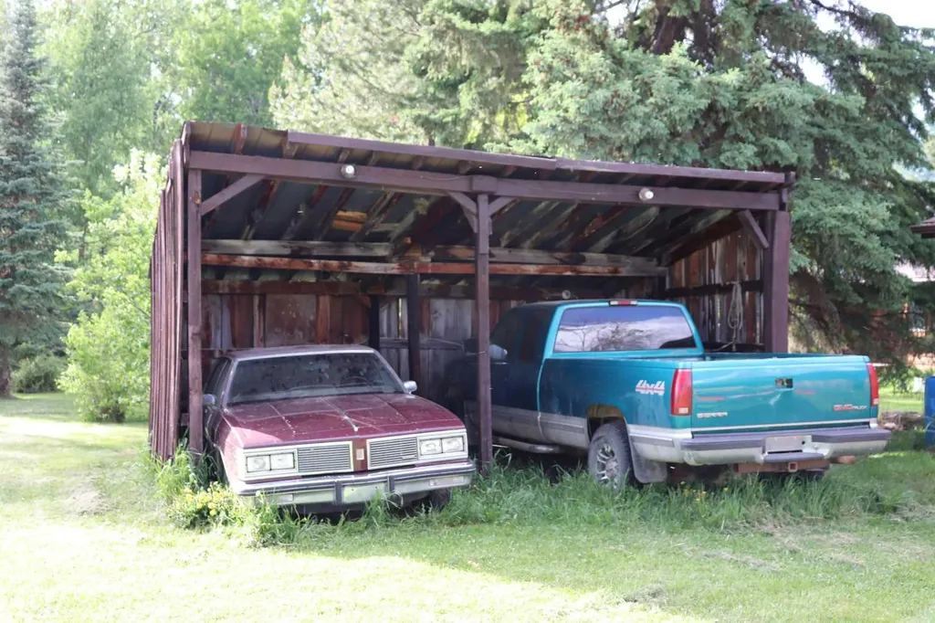11117 Township Road 534 Rural Yellowhead County AB T7E 5A6