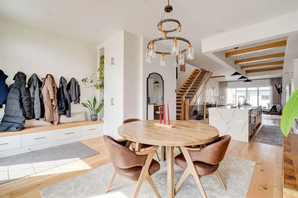 2440 31 Avenue SW Calgary AB T3E3P1