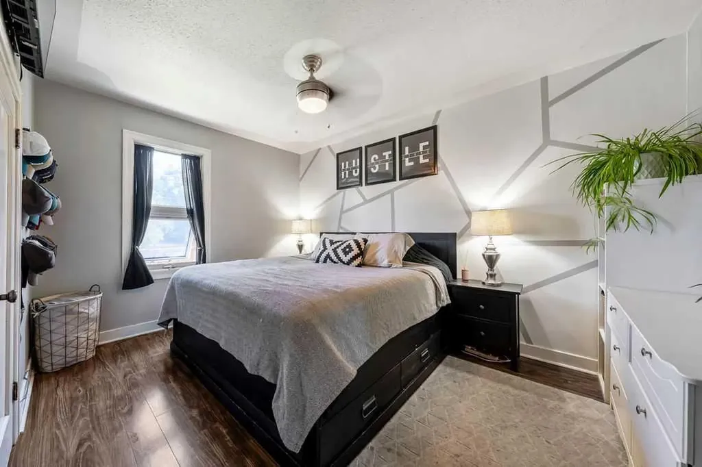 101 S Railway Street Okotoks AB T1S 1K6