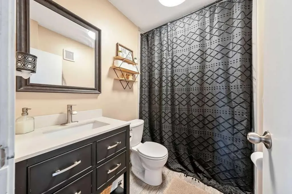 101 S Railway Street Okotoks AB T1S 1K6