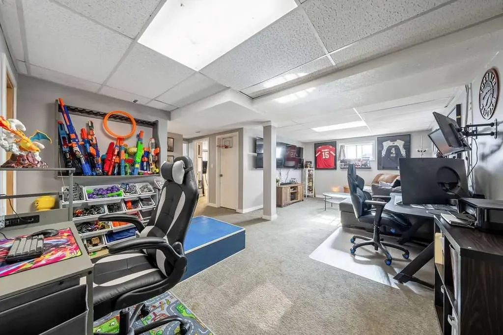 101 S Railway Street Okotoks AB T1S 1K6