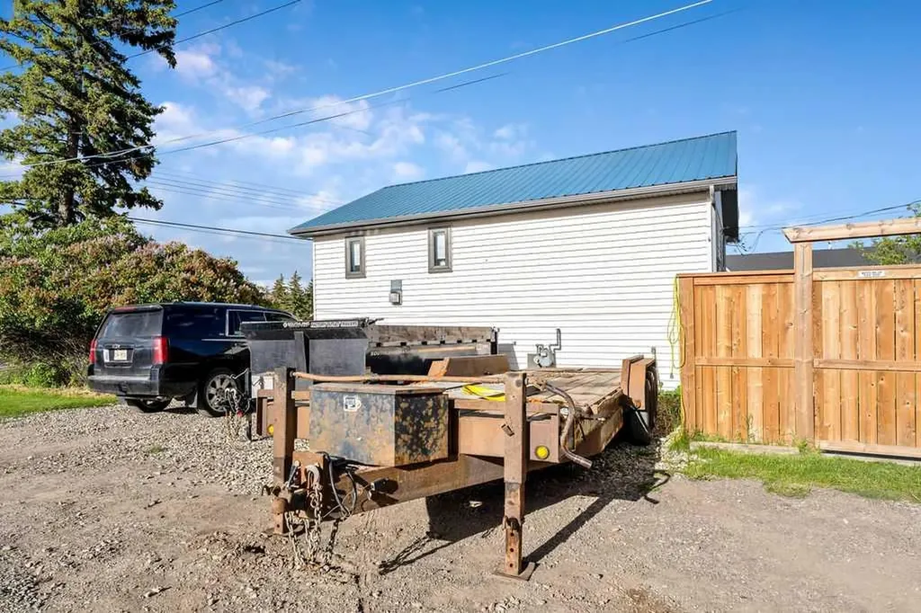 101 S Railway Street Okotoks AB T1S 1K6