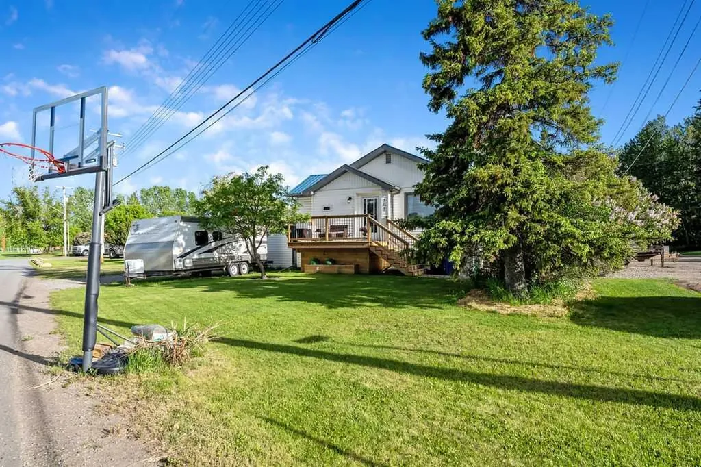101 S Railway Street Okotoks AB T1S 1K6