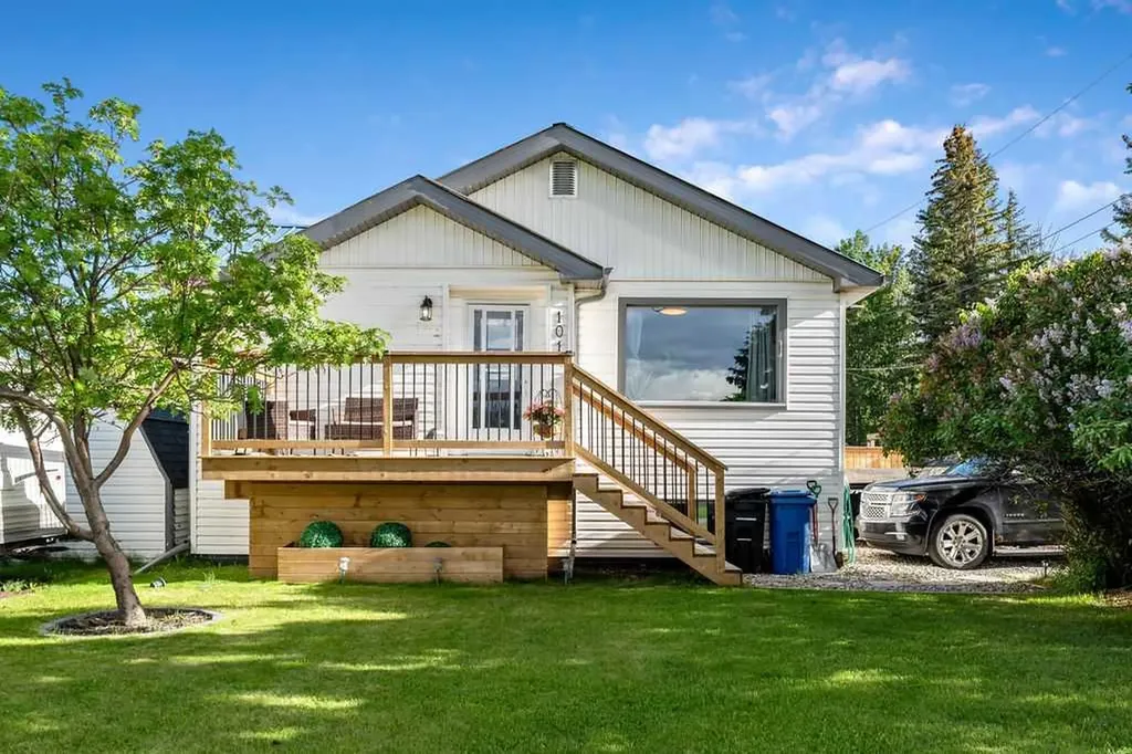 101 S Railway Street Okotoks AB T1S 1K6