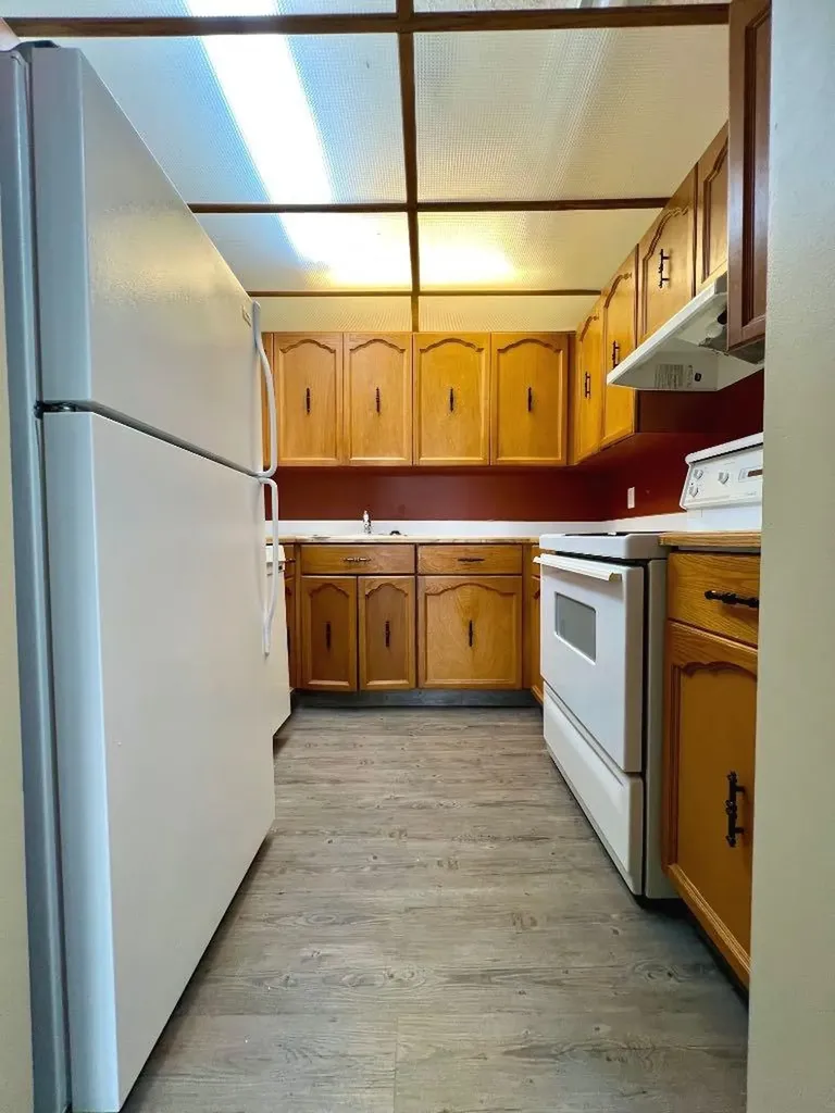 9640 92 Avenue Grande Prairie AB T8V 0H4