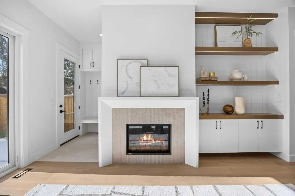 2205 26a Street SW Calgary AB T3E 2C2