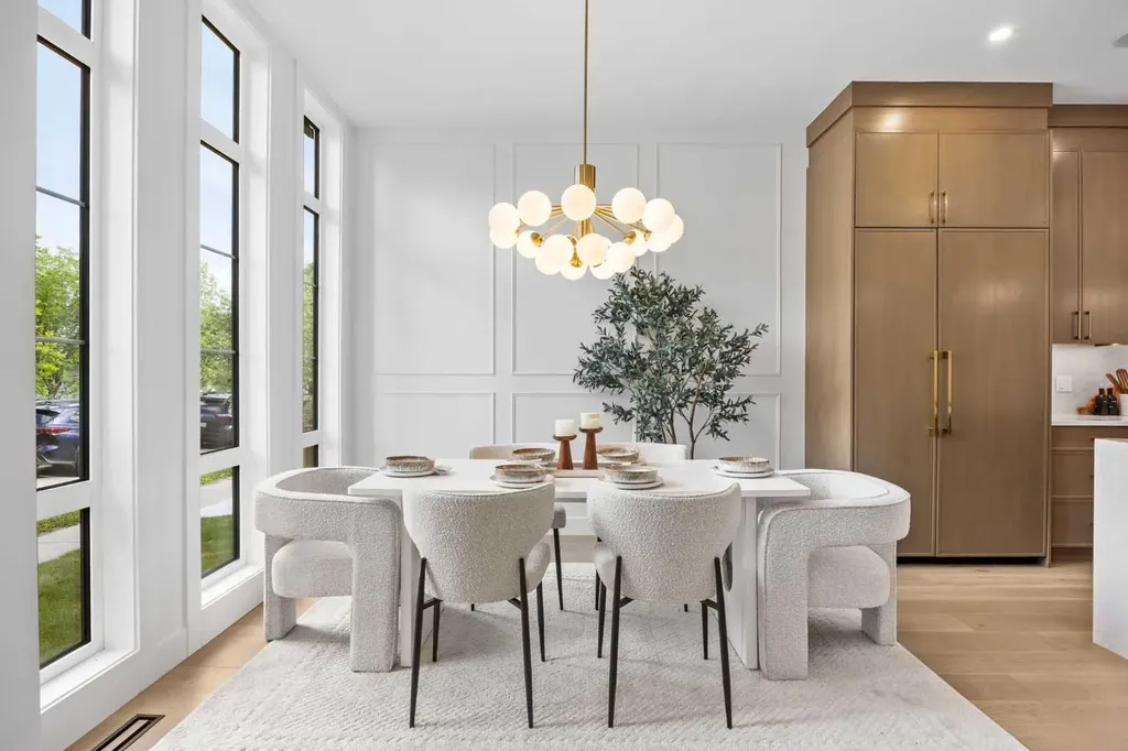 2205 26a Street SW Calgary AB T3E 2C2