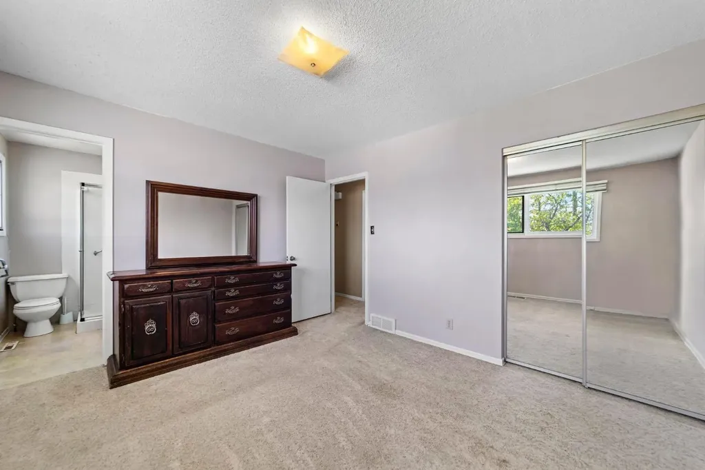 4021 58 Street Stettler AB T0C 2L1