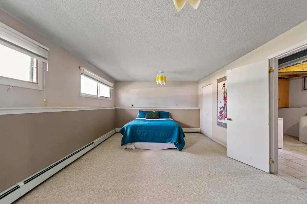 4021 58 Street Stettler AB T0C 2L1