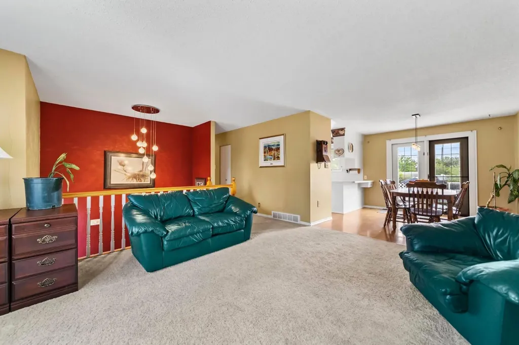 4021 58 Street Stettler AB T0C 2L1
