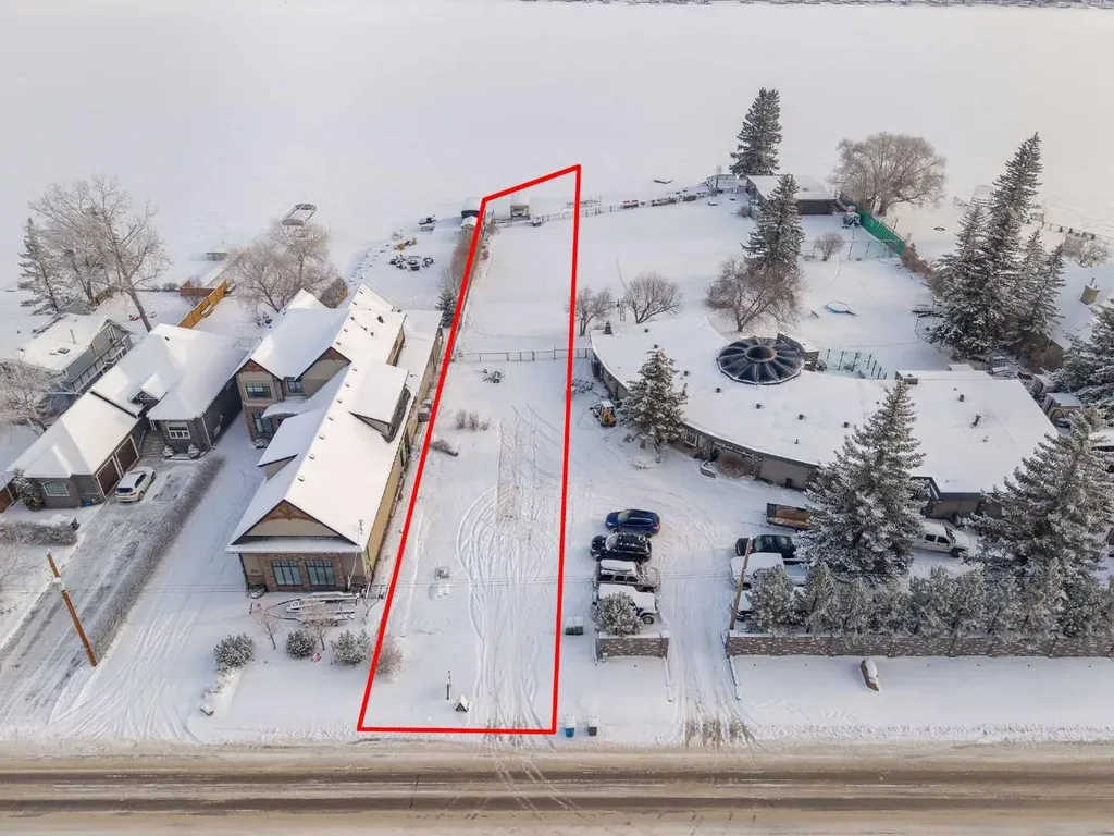 492 West Chestermere Drive Chestermere AB T1X 1B3