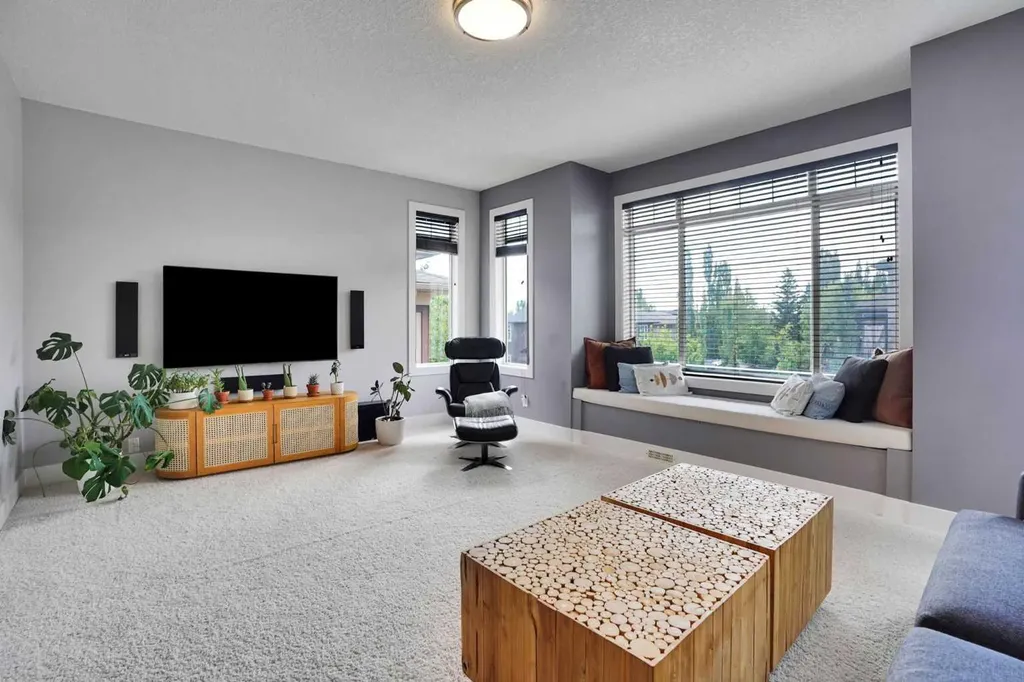 161 Panamount Green NW Calgary AB T3K5R6