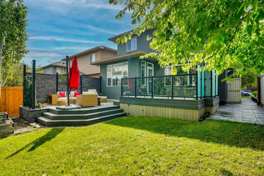 161 Panamount Green NW Calgary AB T3K5R6