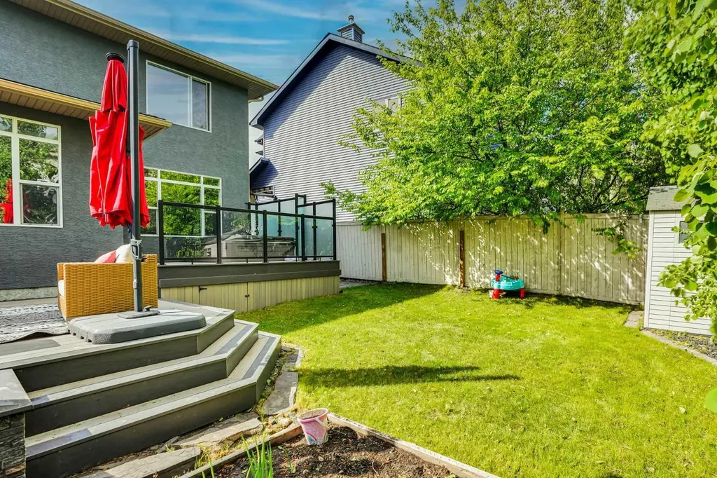 161 Panamount Green NW Calgary AB T3K5R6