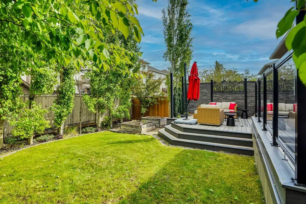 161 Panamount Green NW Calgary AB T3K5R6