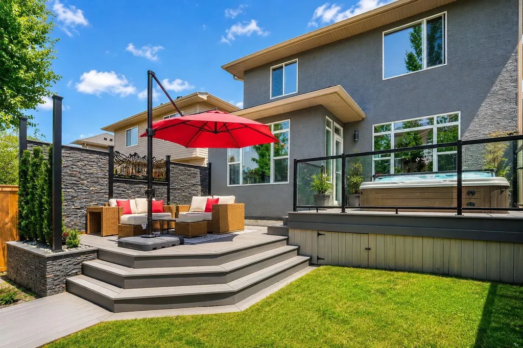 161 Panamount Green NW Calgary AB T3K5R6