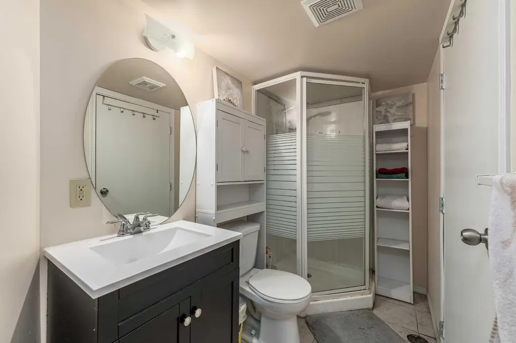 1455 Berkley Drive NW Calgary AB T3K 1T6