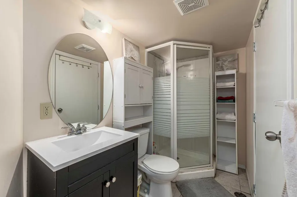 1455 Berkley Drive NW Calgary AB T3K 1T6