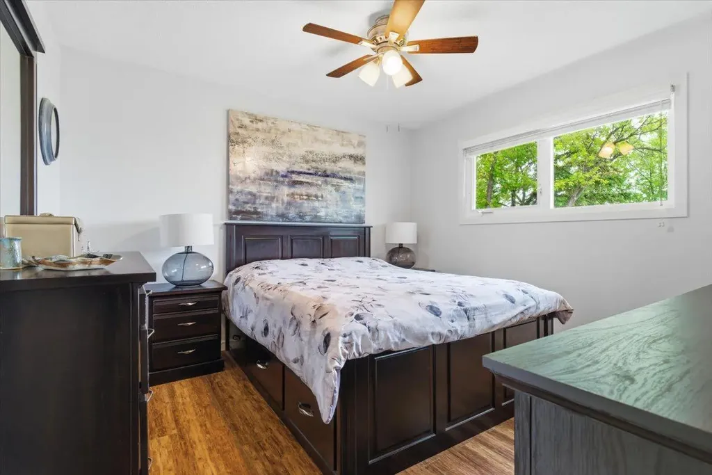 10101 99 Avenue Bezanson AB T0H0G0
