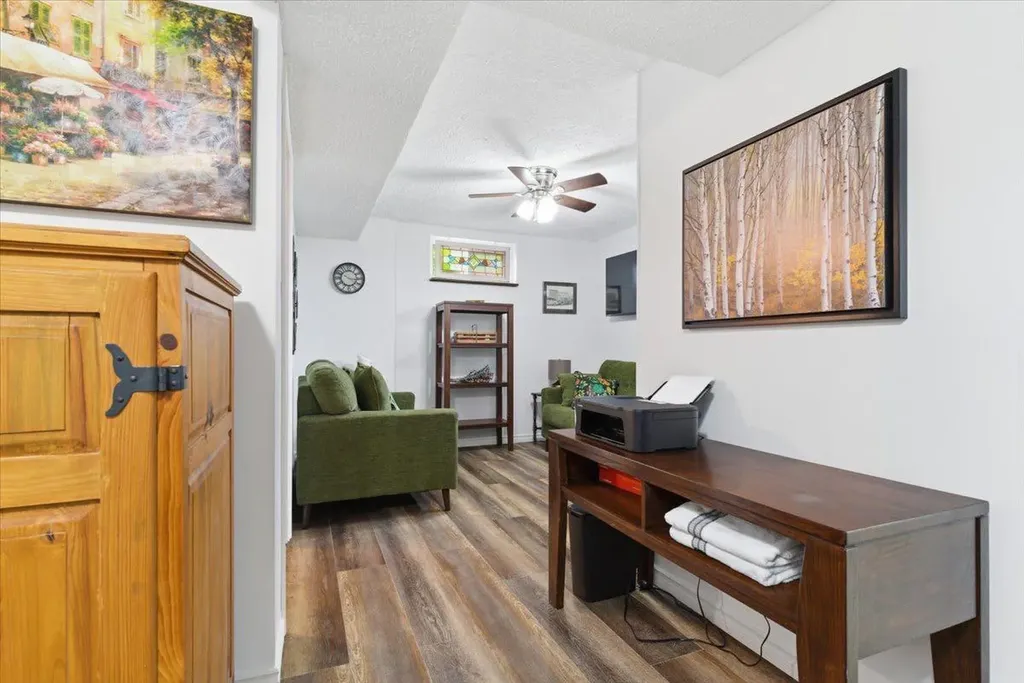 10101 99 Avenue Bezanson AB T0H0G0