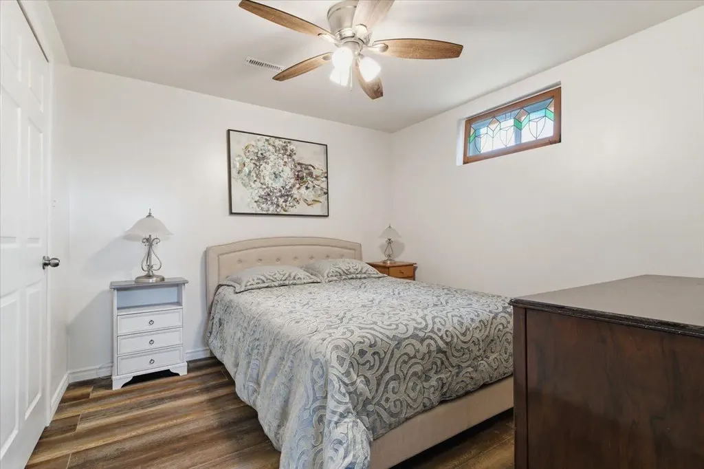 10101 99 Avenue Bezanson AB T0H0G0