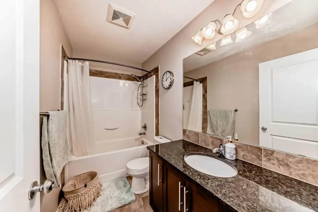 156 Cougar Ridge Manor SW Calgary AB T3H 0V4