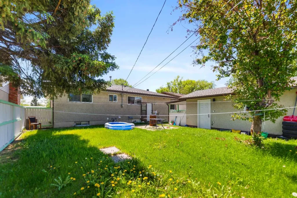 4140 Maryvale Drive NE Calgary AB T2A2T1