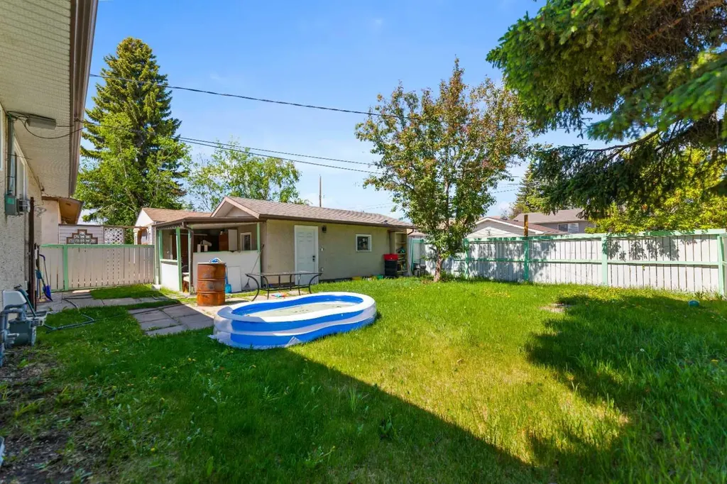 4140 Maryvale Drive NE Calgary AB T2A2T1