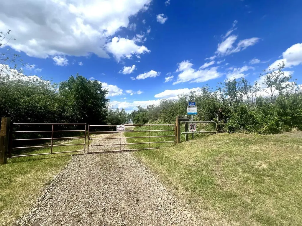 12 Ranch Road White Sands AB T0C2L0