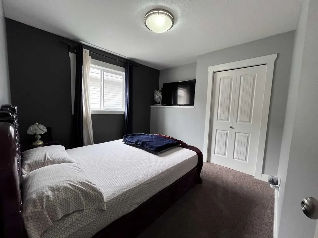 11247 75a Avenue Grande Prairie AB T8X0C3